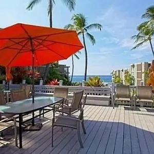Enjoy The Sunset At Ocean Front 1br - Pool On Site! Apartment